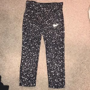 Nike dri-fit workout leggings